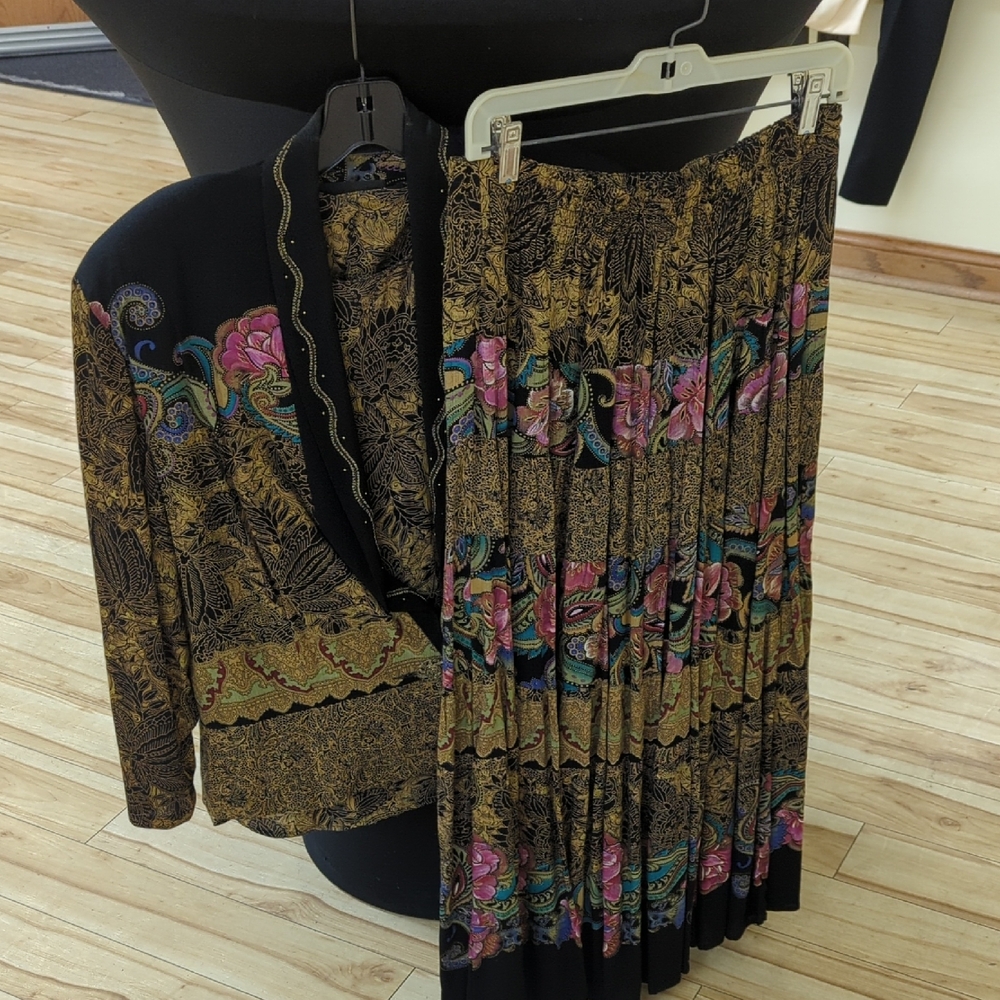 Carole Little Black and Gold Floral Midi Skirt